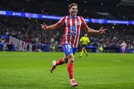 英超 ｜ 海倫狀態低沉心情勁差 有個曼聯名宿場外主動擁抱安慰佢